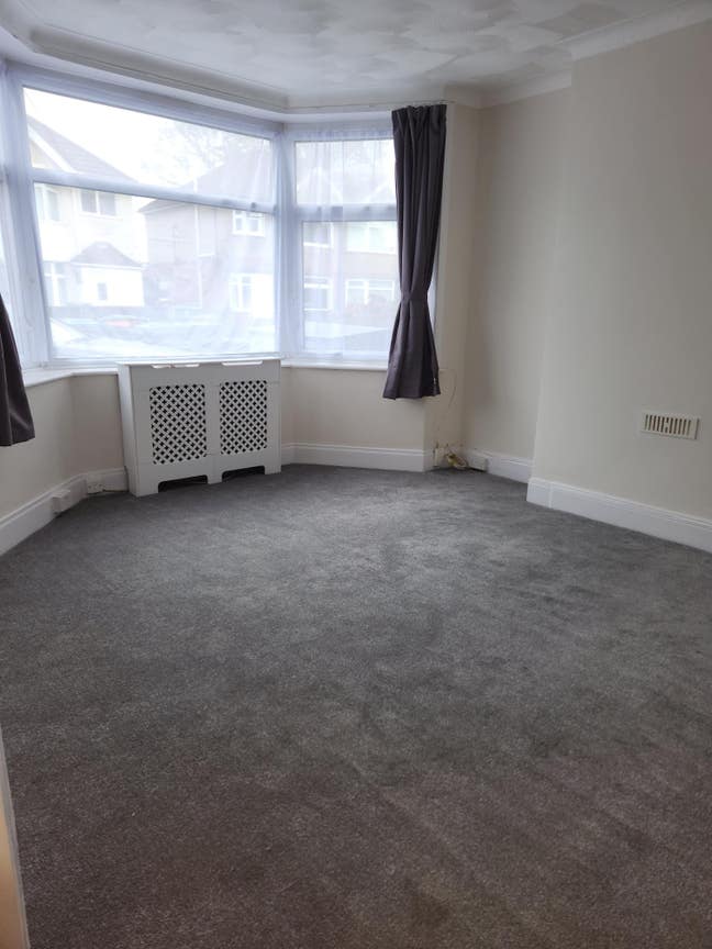 1 bedroom flat Main Photo