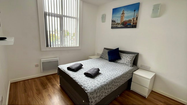  Ensuite &  non-ensuite Double room available Main Photo