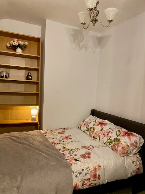 Beautiful room available M-F or 7 days Main Photo