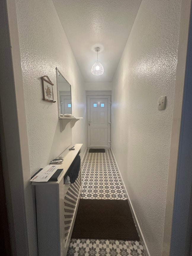 Mr Noel - Shared Flat 2B McGill Street  Main Photo