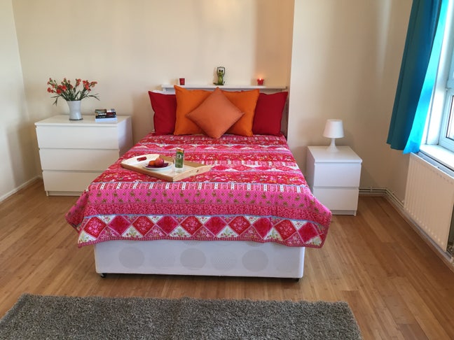 Bright, spacious room on Brixton Hill Main Photo