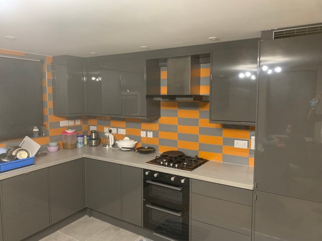 Room to rent  Main Photo