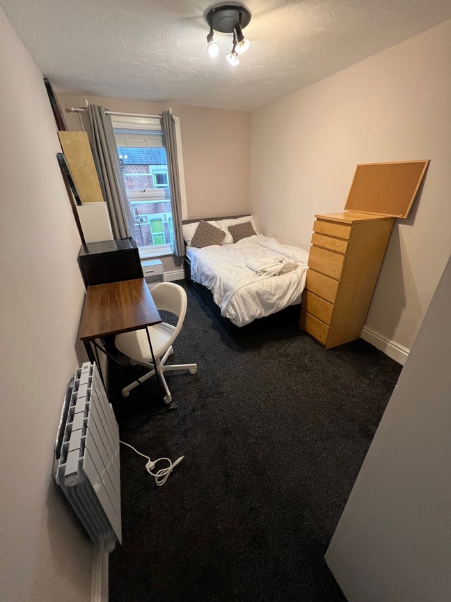 14 Bouverie Street, Double Bed House Share Main Photo