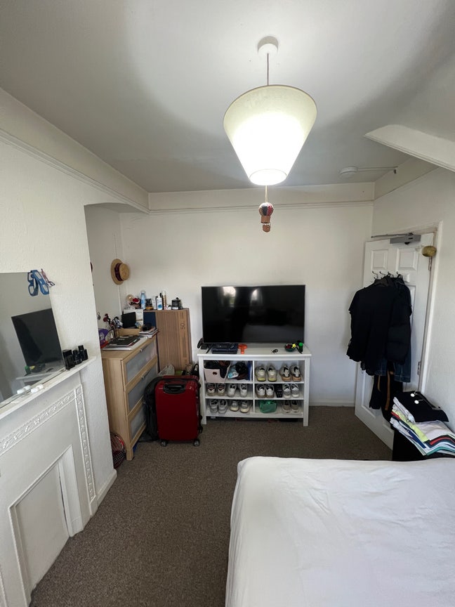 Housemate wanted 19 Shelley Road  Main Photo