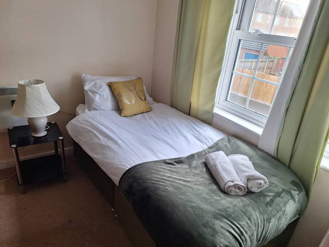 A lovely 2 bedrooms  Main Photo