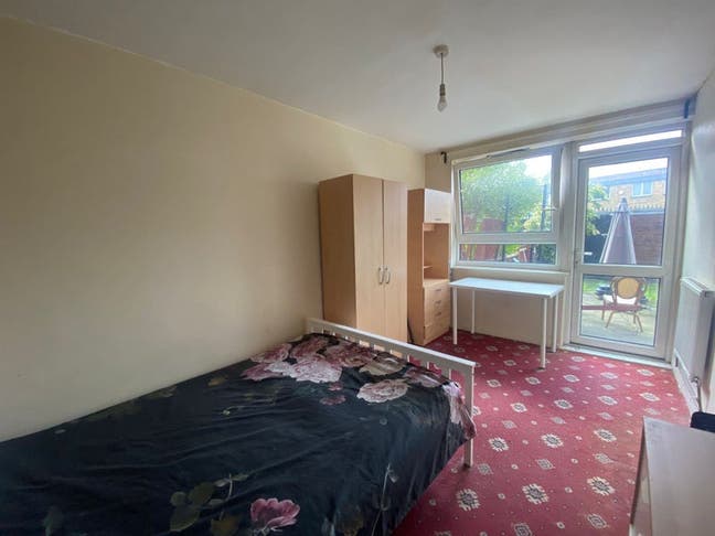 Lovely DBL Room with Private Garden/ Bills Incl. Main Photo