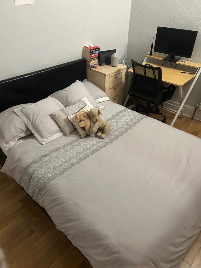 Short term room available in Herne Hill Main Photo