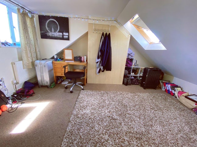 Double en-suite room near Addenbrookes and Trains Main Photo