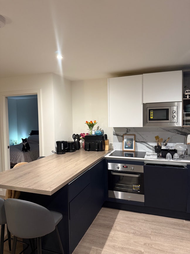 Looking for someone to take over a tenancy  Main Photo