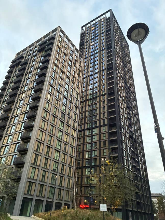 Massive room for female pref Main Photo