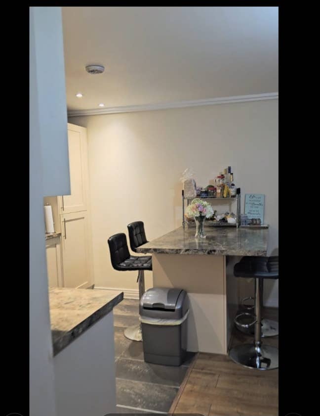 A Lovely Double Room Available Now Main Photo