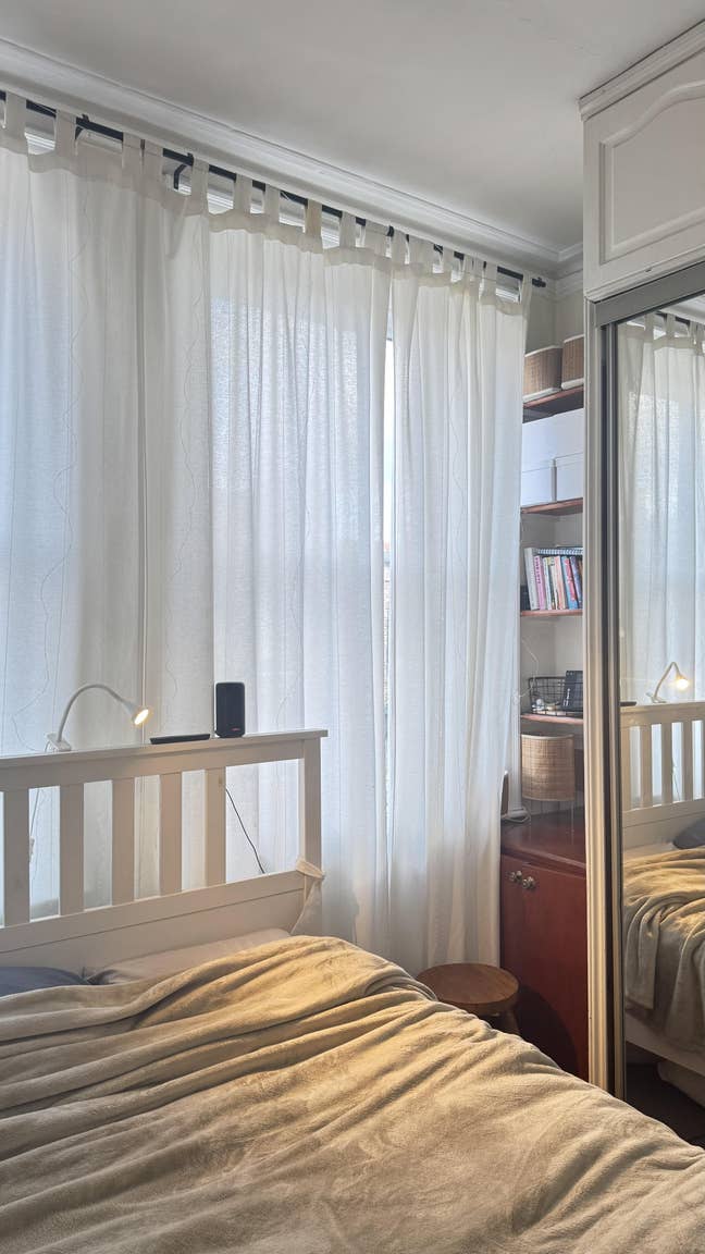 Renting out my room while away Main Photo