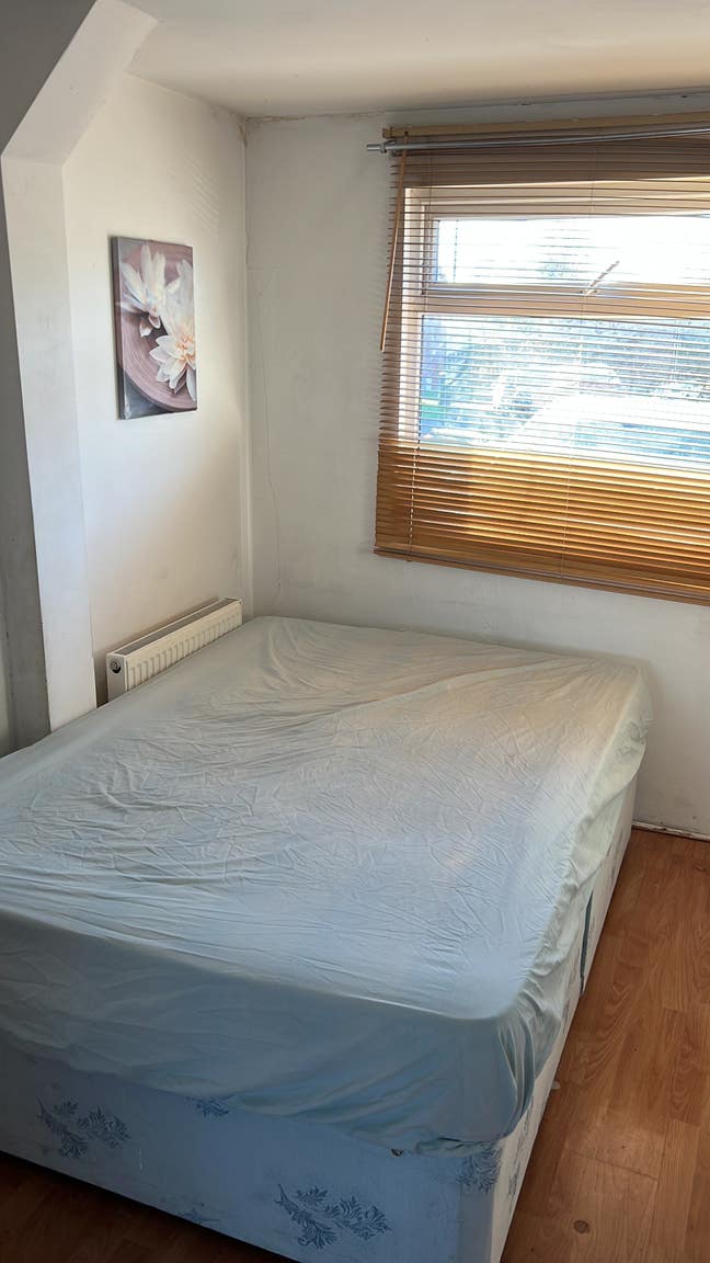 Urgent give to rent property  Main Photo