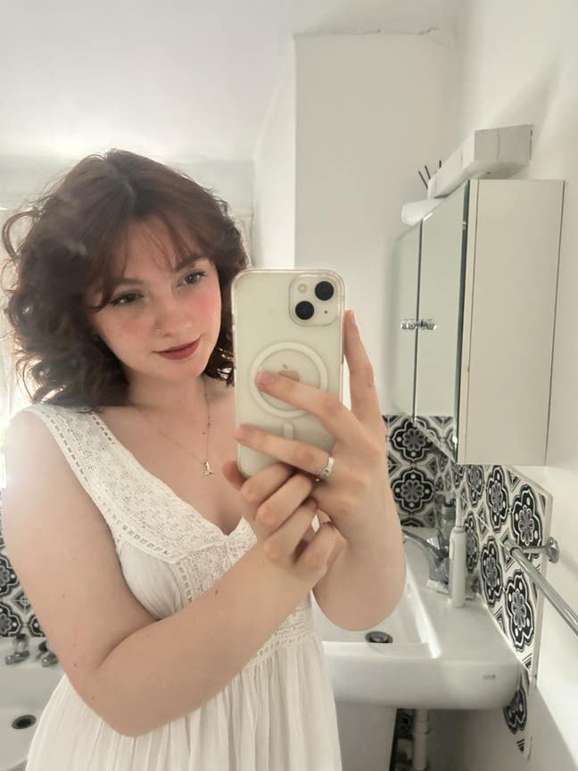 looking for housemates!  Main Photo