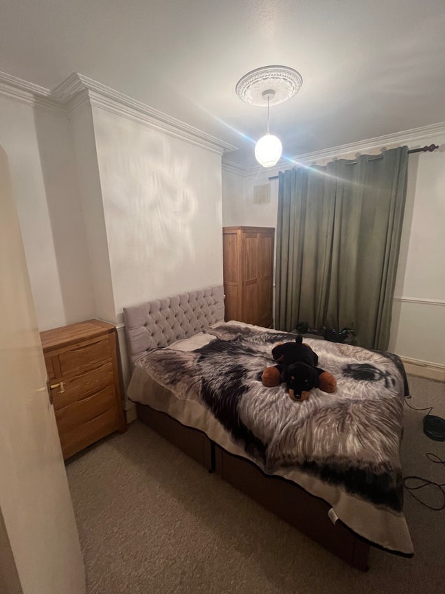 1 double room + flat  Main Photo