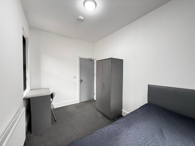 Zero Deposit Rooms Close to City Centre Main Photo