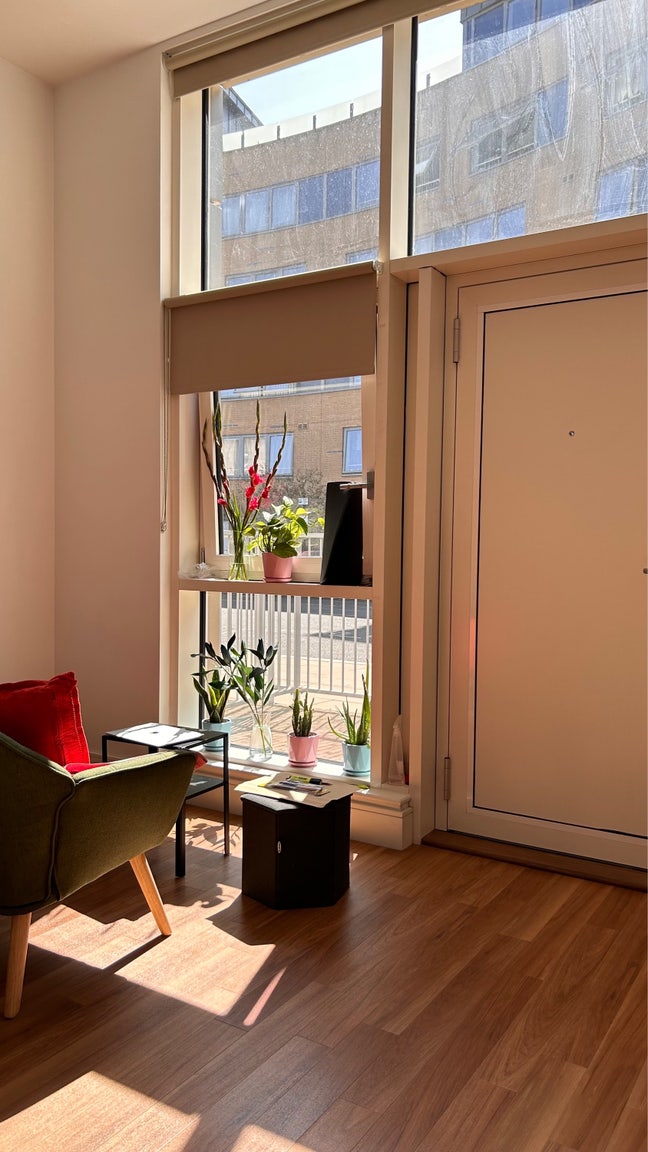 £1625- beautiful  Studio apartment Islington Main Photo