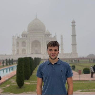 Young professional looking for double room - &pound;1100 Main Photo