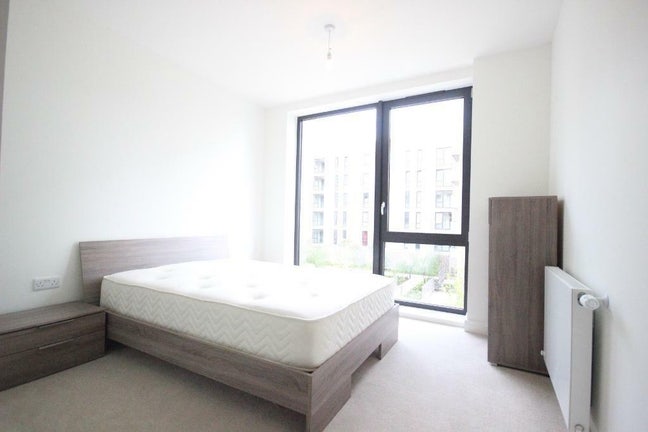 Spacious En Suite with friendly flatmates Poplar Main Photo
