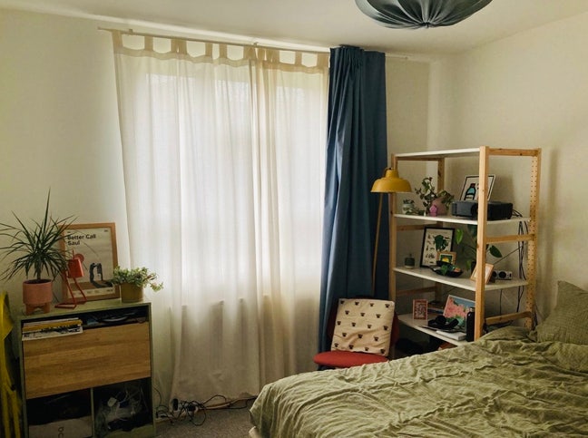 Bright room 6 min walk to Battersea Power Station  Main Photo