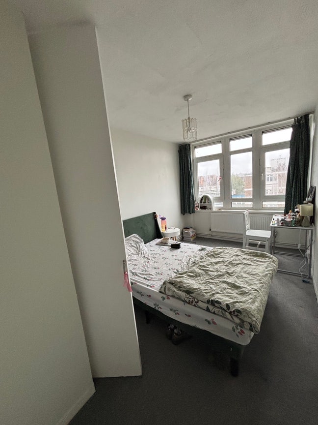 Single room available in cross harbour from Jan 1s Main Photo