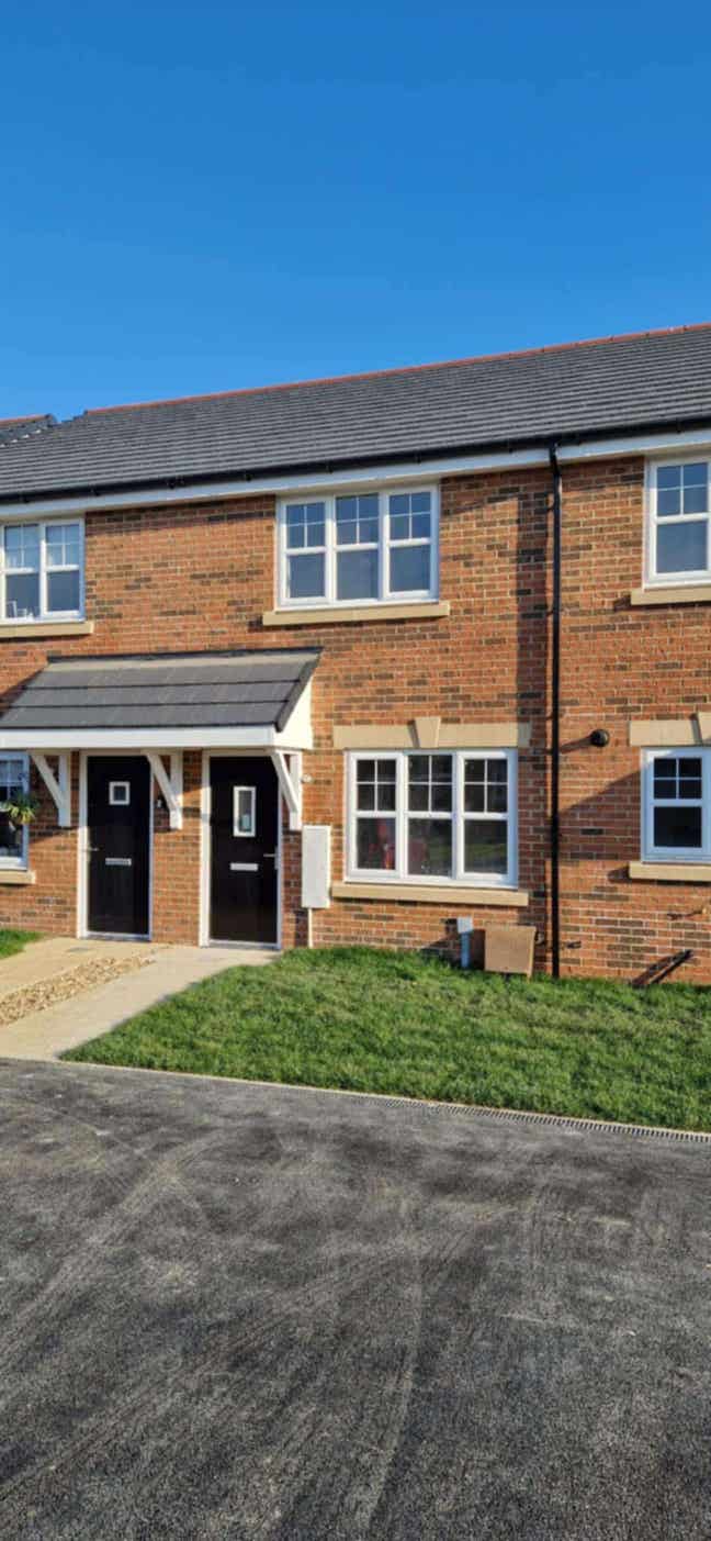 Double Room in cozy new build with parking Main Photo