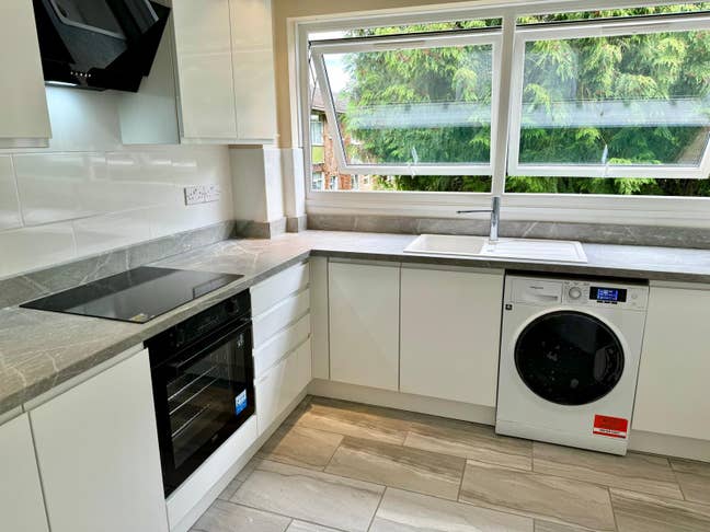 Beautiful Double room in friendly flat: St. Albans Main Photo