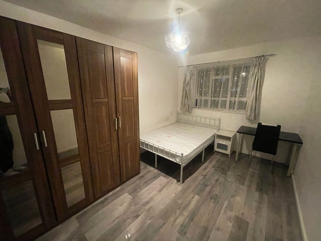 2 Beautiful Double Room Near Shoreditch/ Whtehapel Main Photo