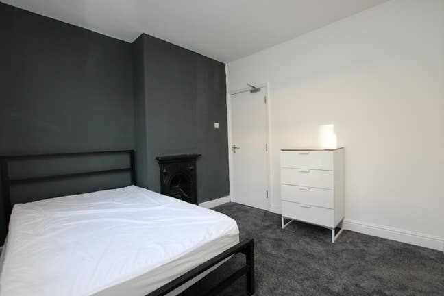 Furnished En-Suite Double Rooms in Kettering Main Photo