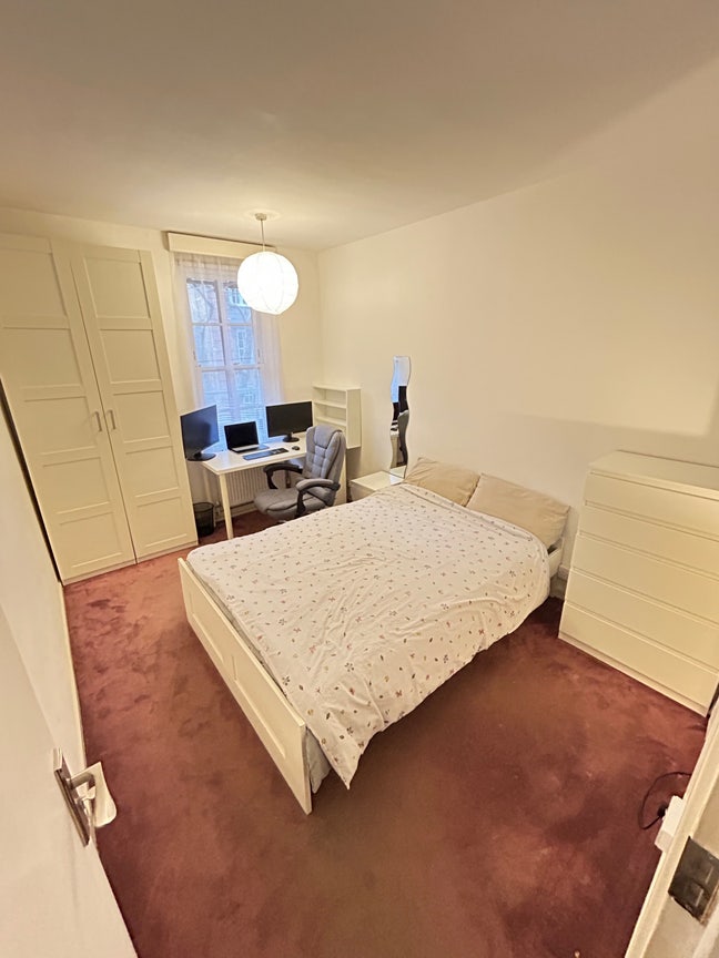 Spacious Fully Furnished Double Room in Holborn Main Photo