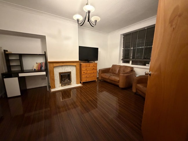 Double room for couples or students Main Photo