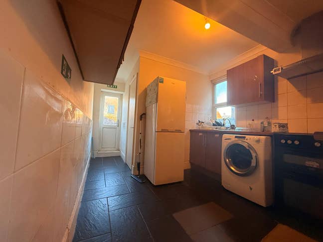 Double Bedroom in Prime Eastleigh Location Main Photo