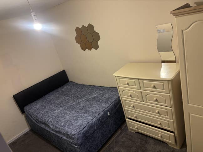 House share room quiet road in Roehampton  Main Photo