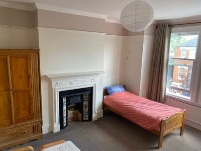 Low cost accomodation in Sydenham SE223 Main Photo