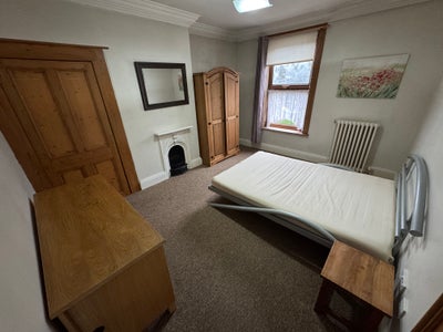 Spacious Room Available for Single Occupancy Main Photo