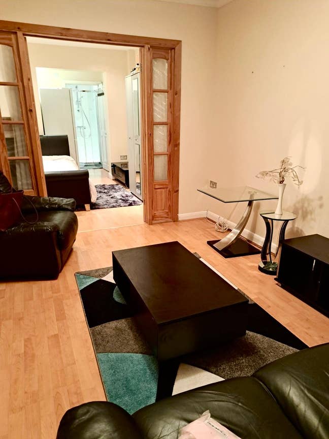 Double Room Ensuite With Own Living Room Main Photo