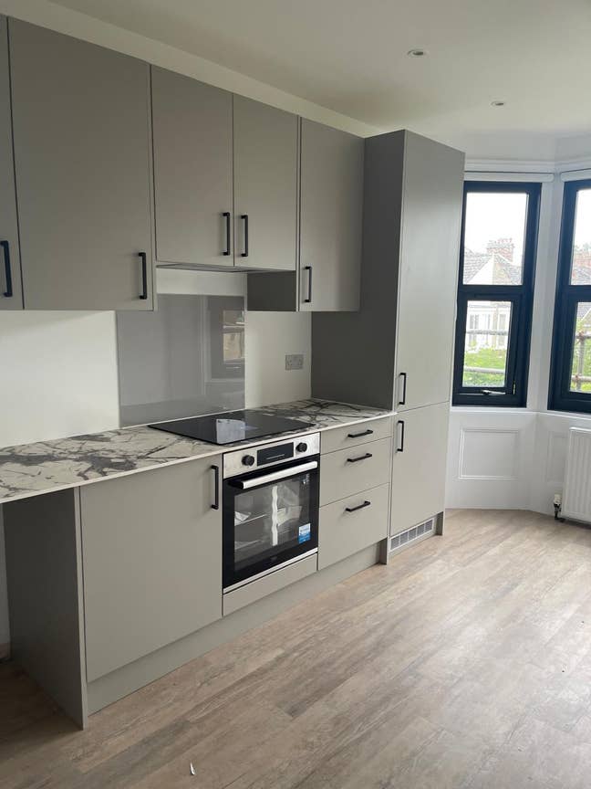 Two bedrooms available in a HMO Main Photo