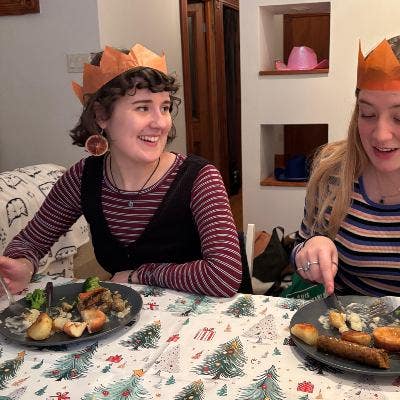 Irish girl searches a cosy room/home in Edinburgh! Main Photo