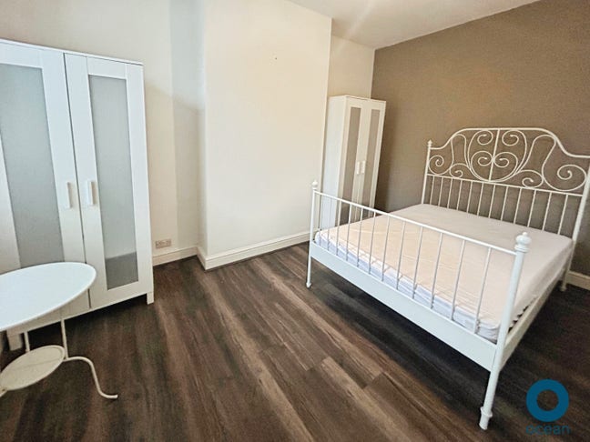 Fully Furnished room to rent in Soundwell Main Photo