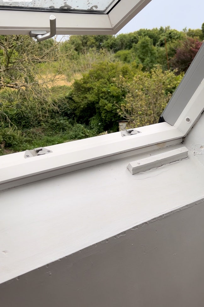 ✅Quiet Attic  Rm+ Sink ✅Bills Inc✅Near Uni✅Parking Main Photo