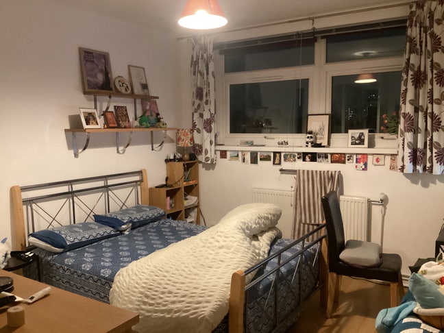 Lovely master bedroom in Bermondsey Main Photo