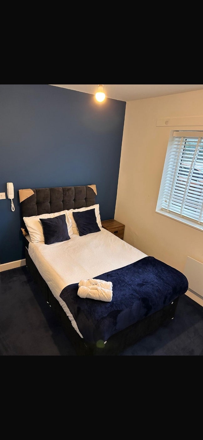 Large En-Suite Room,Bills Included,2025 Refurb  Main Photo