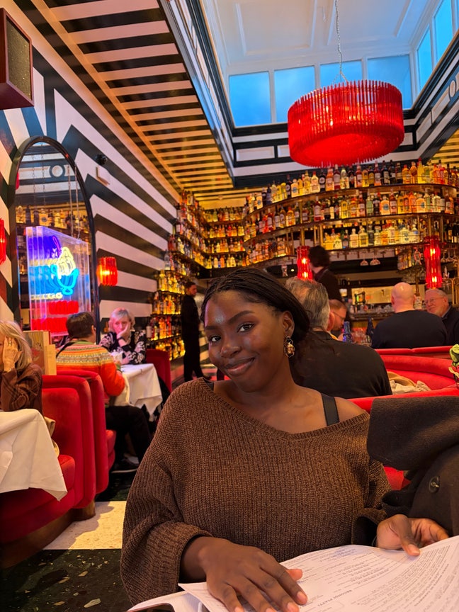 Looking for a flatmate  Main Photo