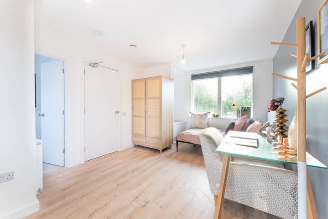 Trumpington Spacious Studio Addenbrookes Hospital Main Photo