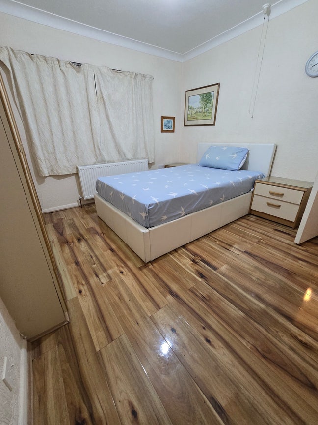 Fully Furnished Double Room available for Females. Main Photo