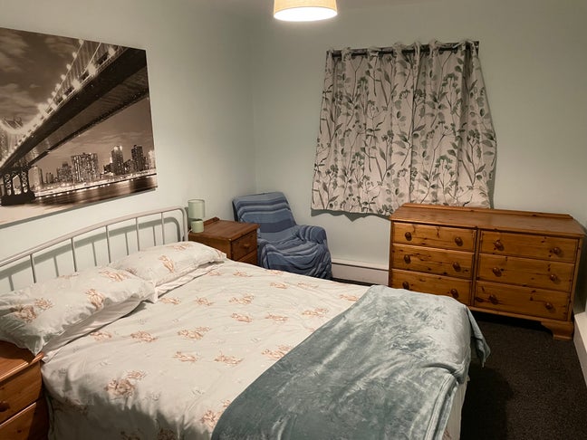 Bright double room in Heathfield  Main Photo