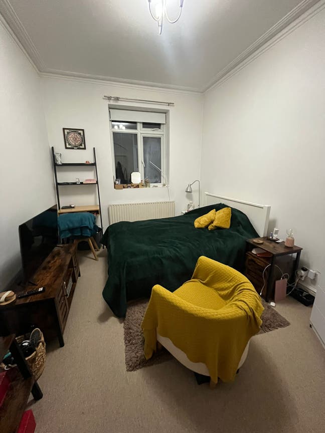 1 bedroom available in lovely West Hampstead Main Photo