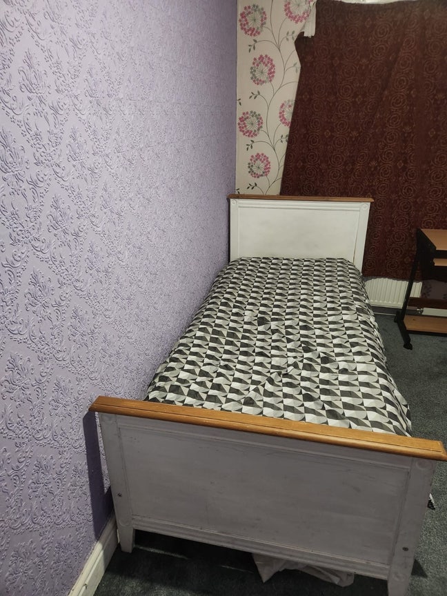 Room in Northwich Main Photo