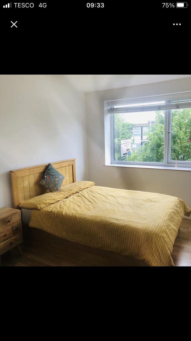 Double room to rent near Stanwell  Main Photo