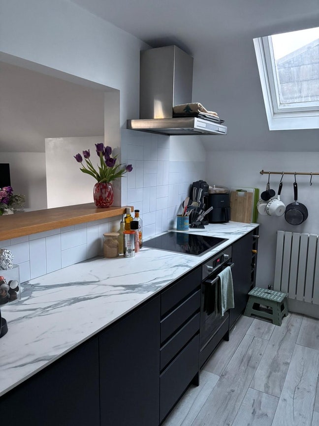 Double Room in Putney Main Photo